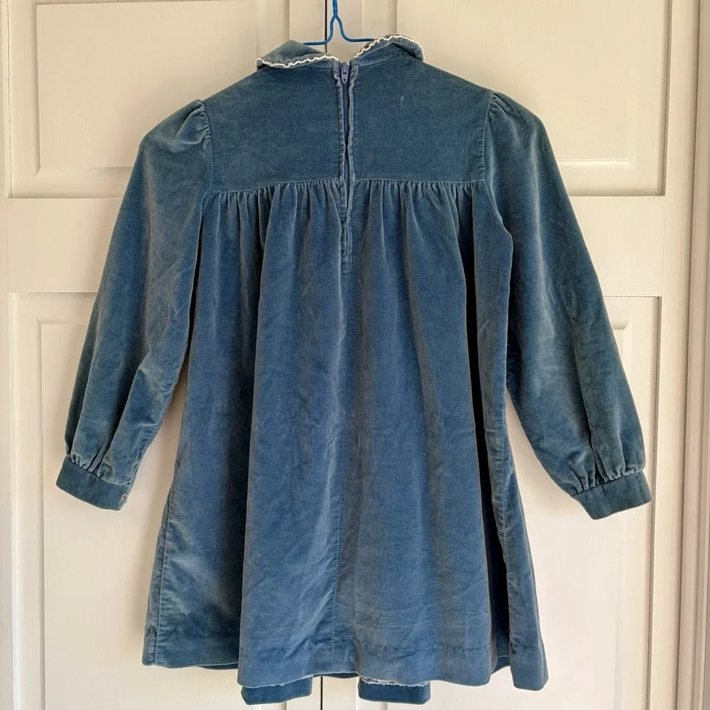 Vintage Girls Blue Velvet Dress Size 6X Embroidery Peter Pan Collar USA